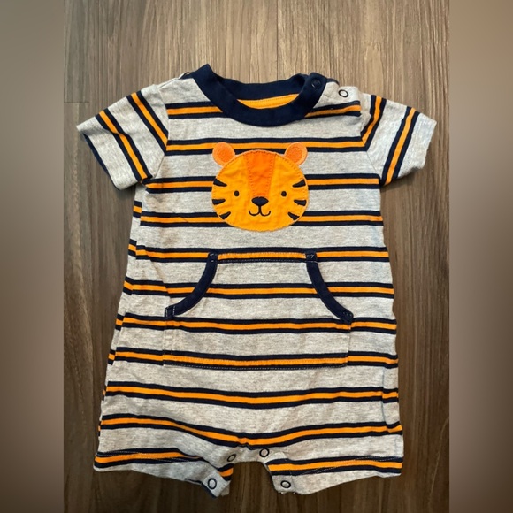 Carter's Navy and Orange Striped Baby Romper with tiger size 3/6M - Picture 3 of 4